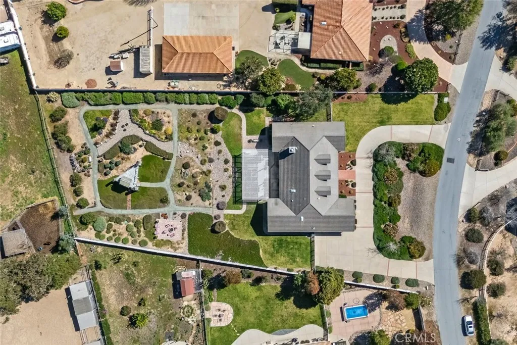 680 Sweet Donna Place, Nipomo, California 93444 home-pic-72