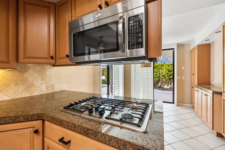 32-web-or-mls-8M4A3679