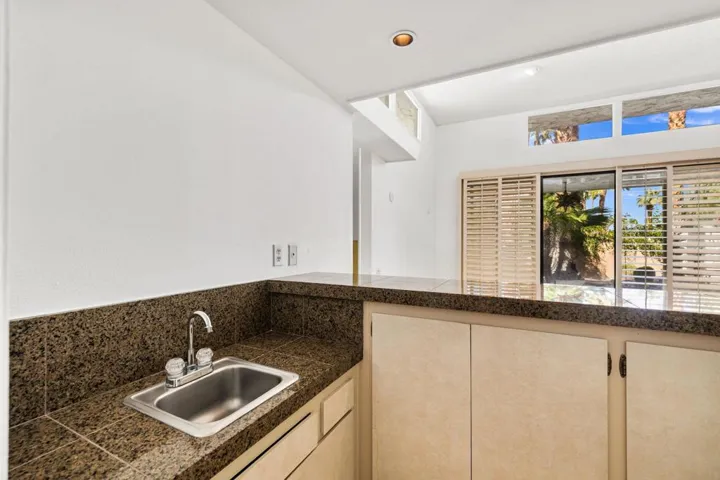44-web-or-mls-8M4A3623