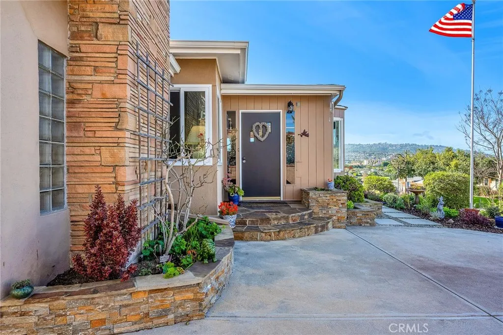 22508 Shadycroft Ave, Torrance, California 90505 home-pic-1