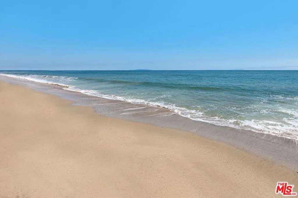 27228 Escondido Beach Road, Malibu, California 90265 home-pic-7