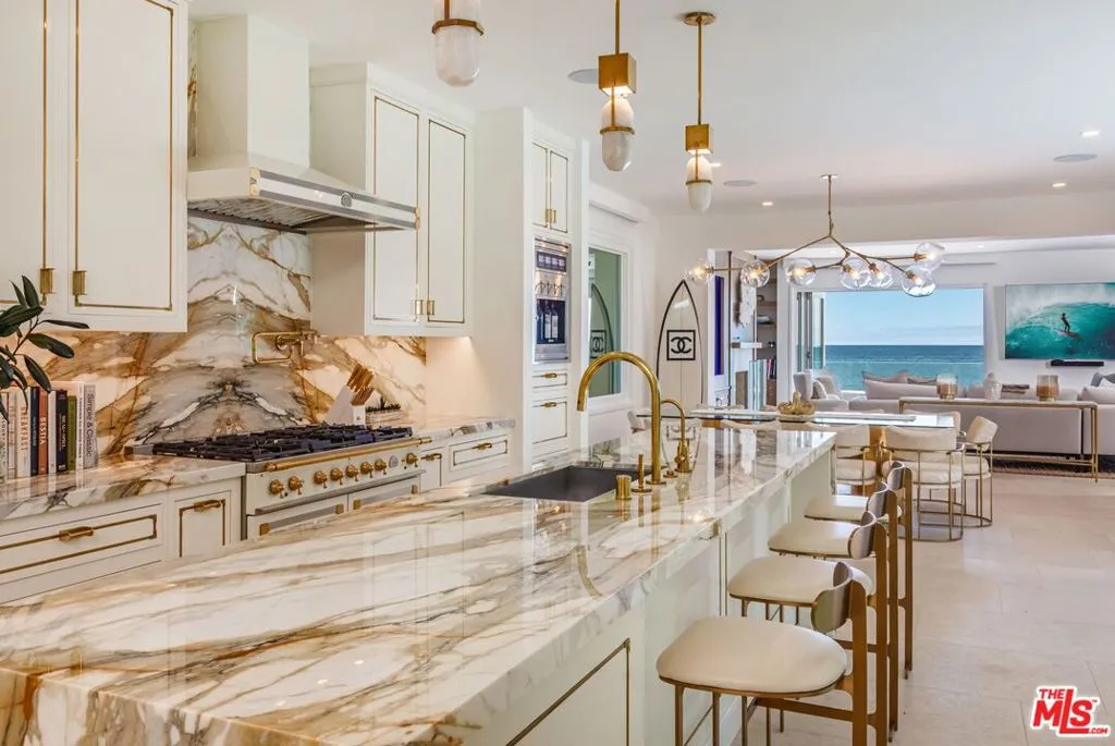 27228 Escondido Beach Road, Malibu, California 90265 home-pic-19