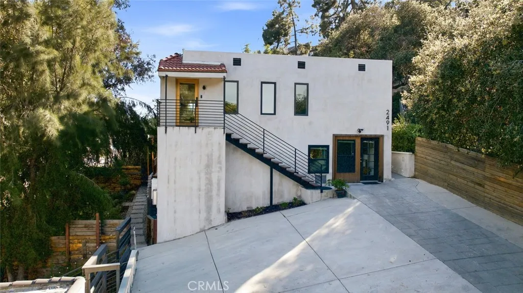 2491 Ivan Hill Terrace, Los Angeles, California 90039 home-pic-3