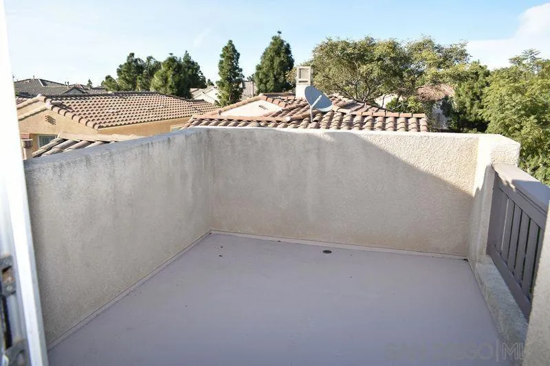 1437 Caminito Sicilia, Chula Vista, California 91915 home-pic-13