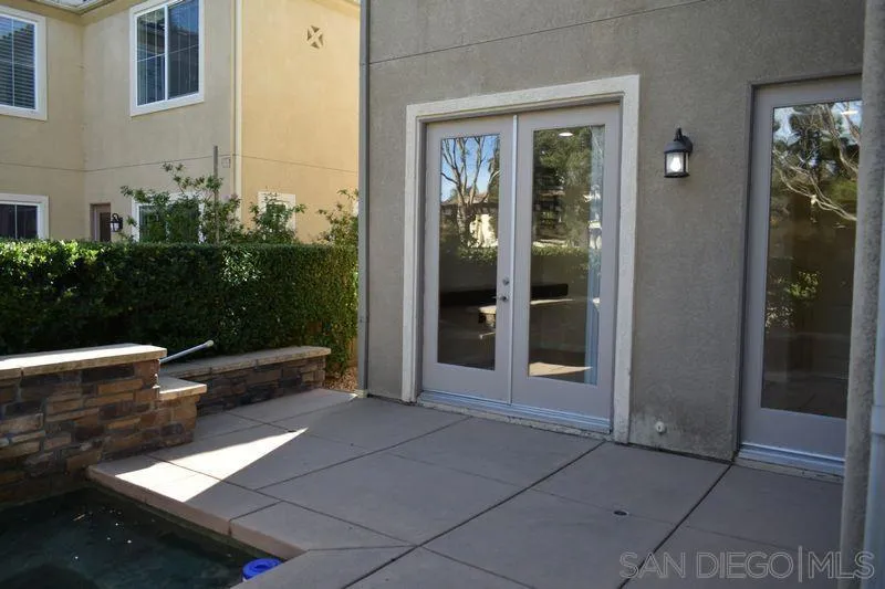 1437 Caminito Sicilia, Chula Vista, California 91915 home-pic-2