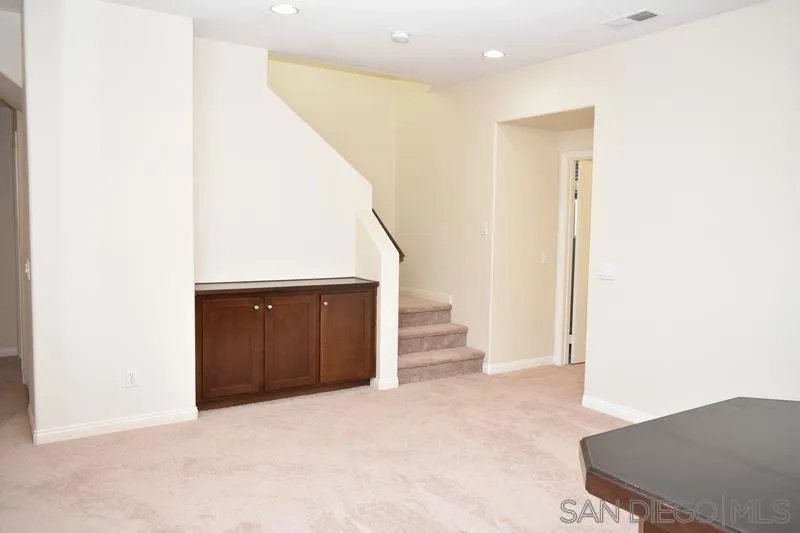 1437 Caminito Sicilia, Chula Vista, California 91915 home-pic-33