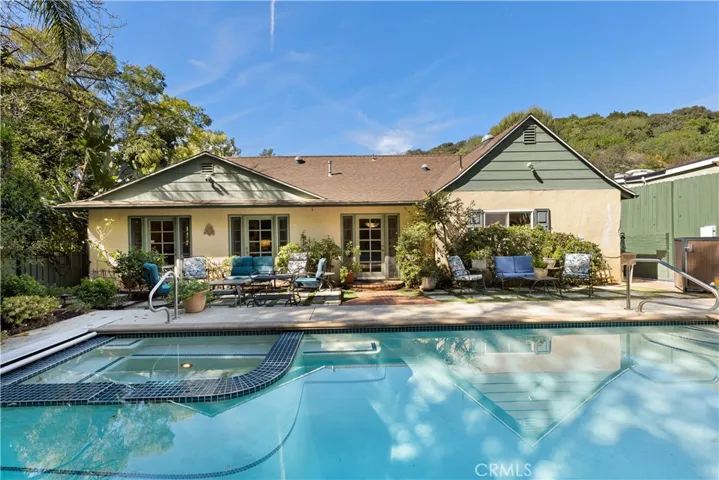 3456 Laurelvale Drive, Studio City, California 91604