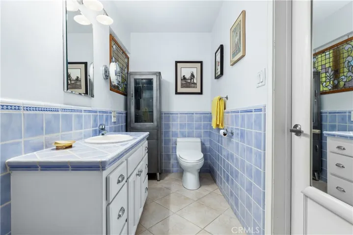 3456 Laurelvale Drive, Studio City, California 91604