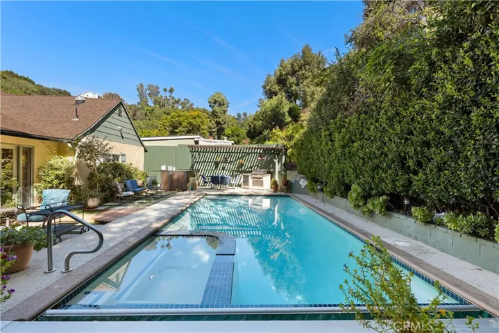 3456 Laurelvale Drive, Studio City, California 91604