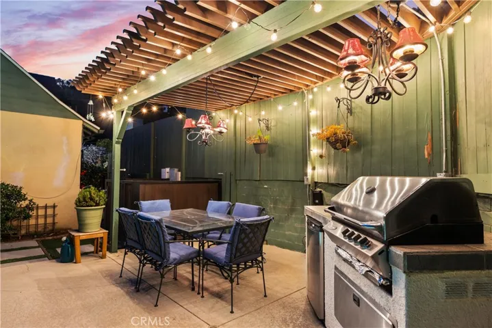 3456 Laurelvale Drive, Studio City, California 91604