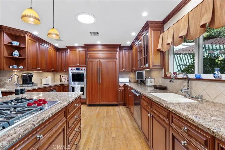 3456 Laurelvale Drive, Studio City, California 91604