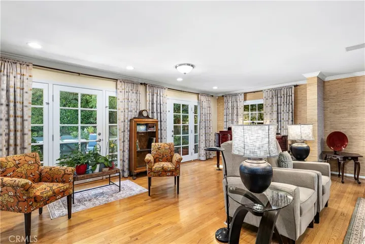 3456 Laurelvale Drive, Studio City, California 91604