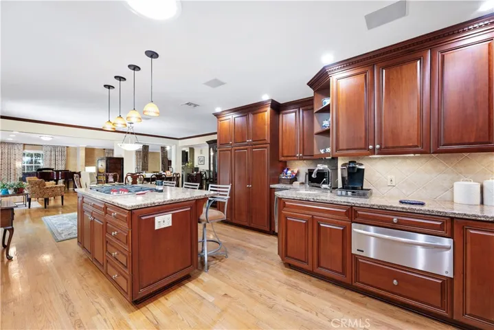 3456 Laurelvale Drive, Studio City, California 91604