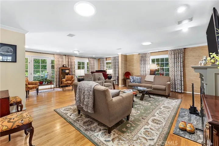 3456 Laurelvale Drive, Studio City, California 91604