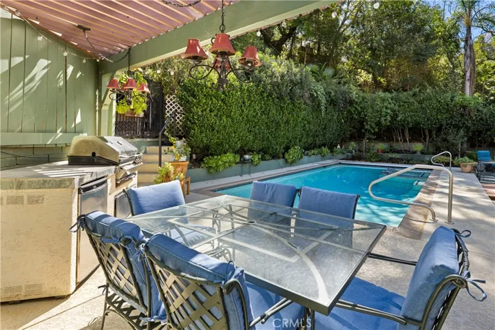 3456 Laurelvale Drive, Studio City, California 91604