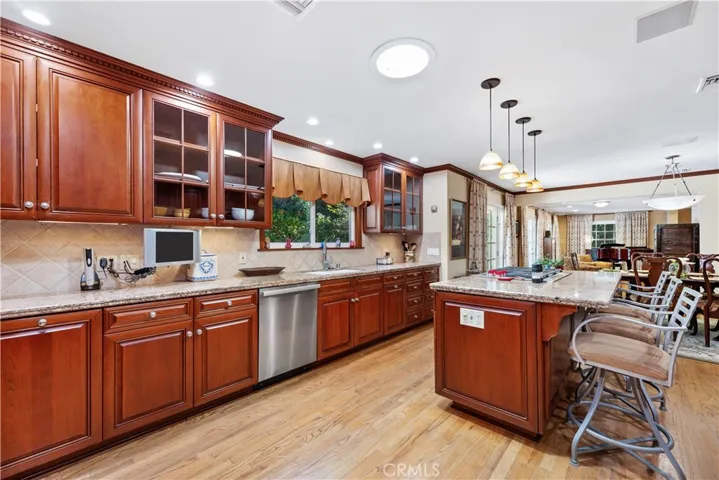 3456 Laurelvale Drive, Studio City, California 91604