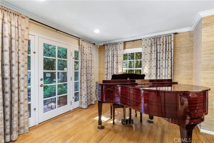 3456 Laurelvale Drive, Studio City, California 91604