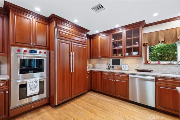 3456 Laurelvale Drive, Studio City, California 91604