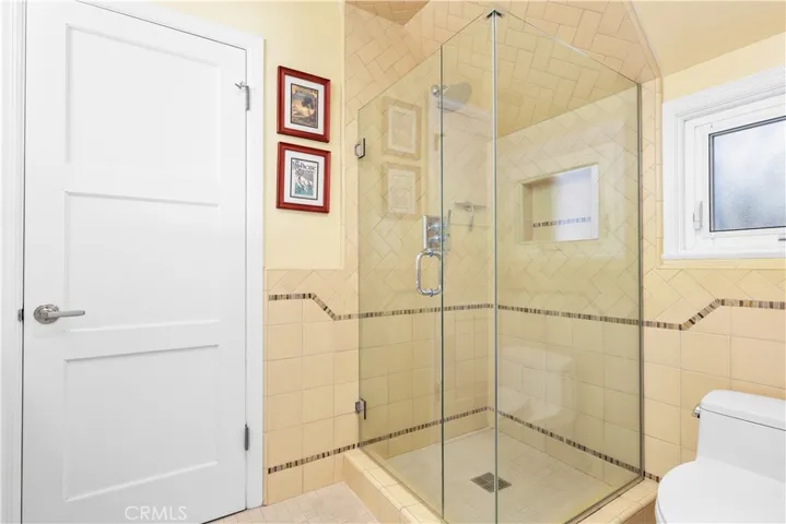 3456 Laurelvale Drive, Studio City, California 91604