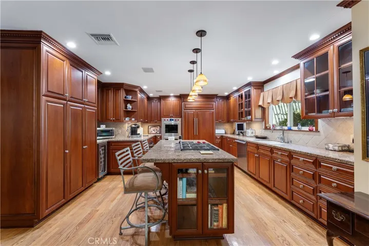3456 Laurelvale Drive, Studio City, California 91604