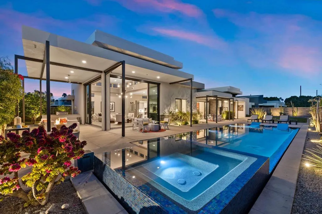 29 Topaz Court, Rancho Mirage, California 92270 home-pic-1