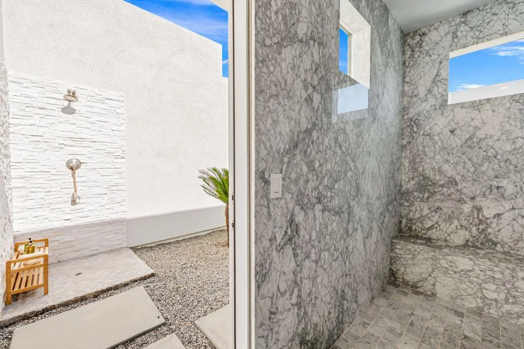 29 Topaz Court, Rancho Mirage, California 92270 home-pic-31