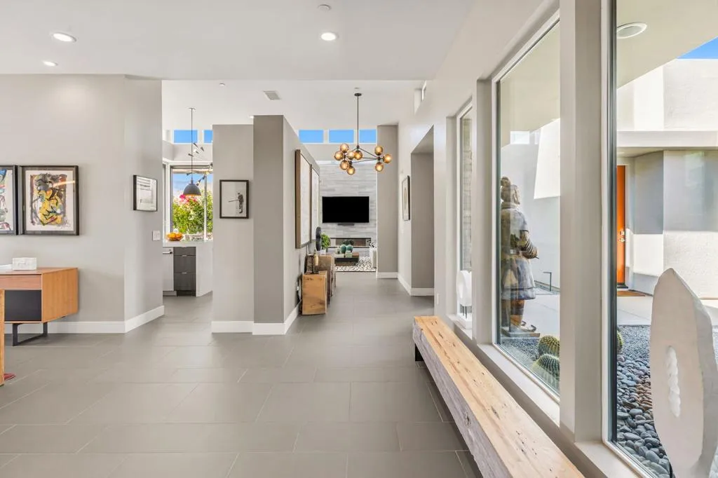 29 Topaz Court, Rancho Mirage, California 92270 home-pic-20