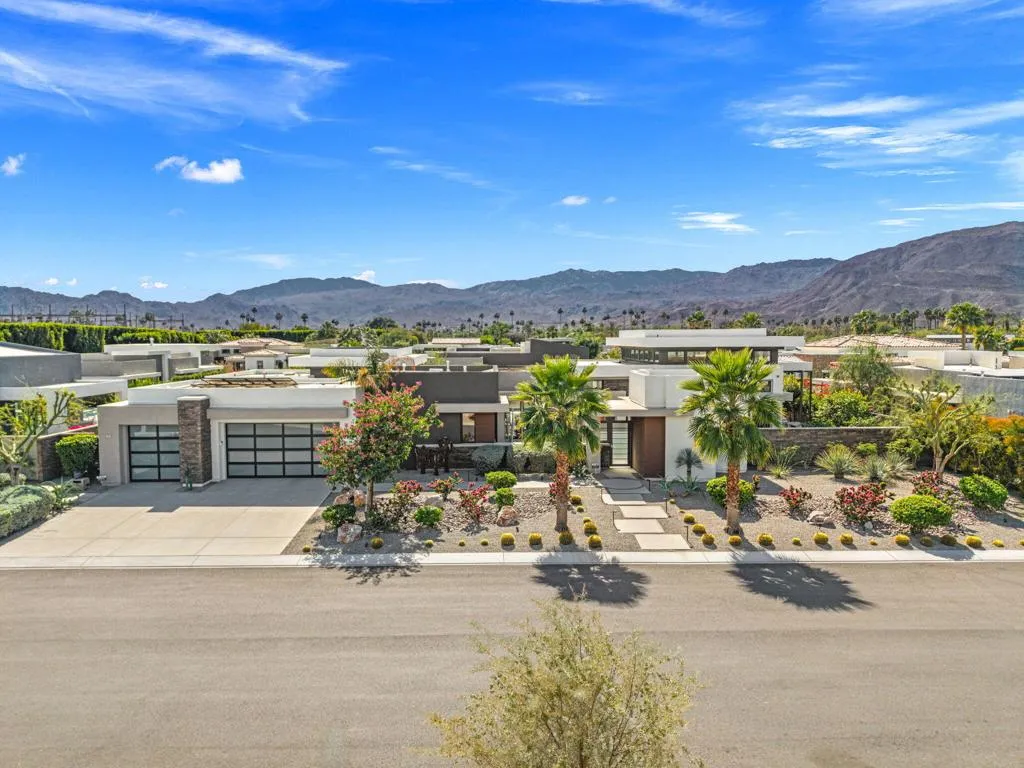 29 Topaz Court, Rancho Mirage, California 92270 home-pic-8