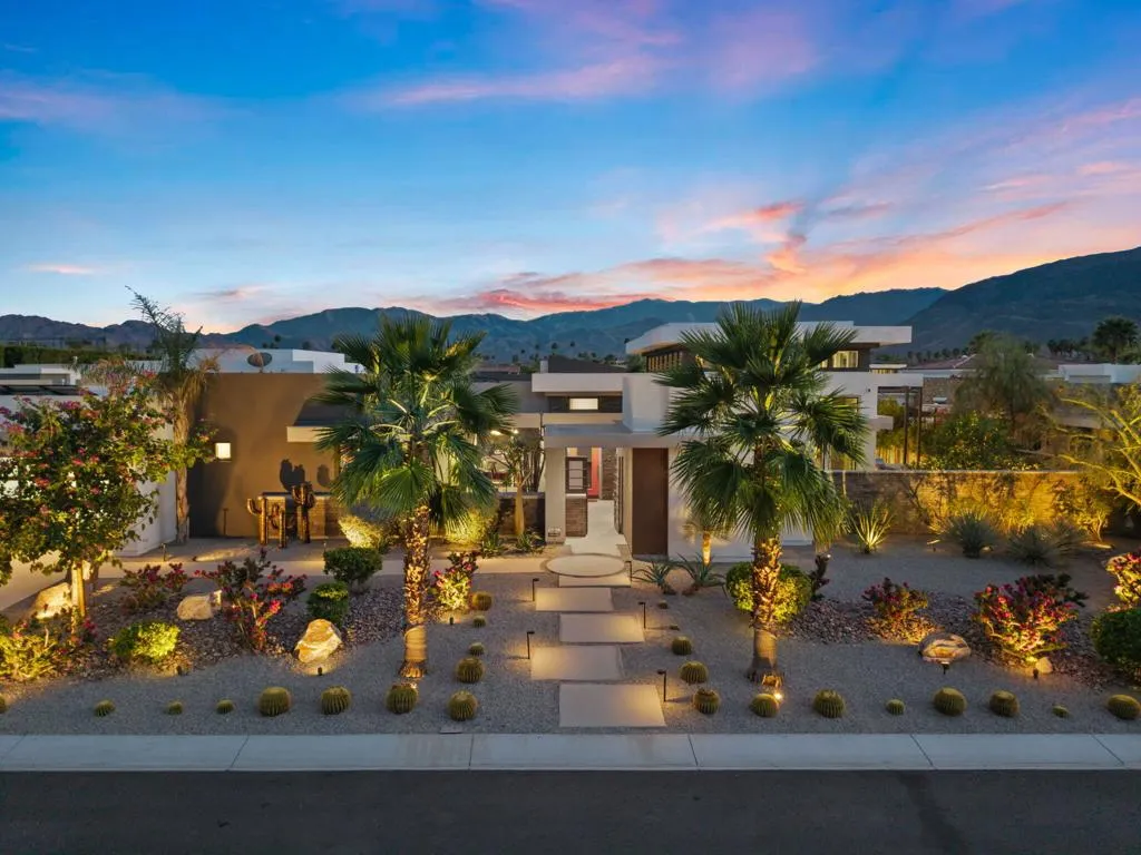 29 Topaz Court, Rancho Mirage, California 92270 home-pic-2