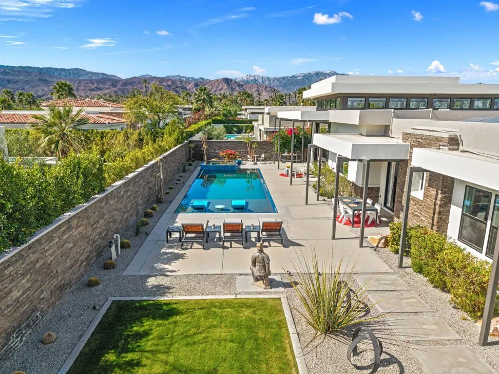 29 Topaz Court, Rancho Mirage, California 92270 home-pic-50
