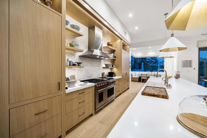 Kitchen/Dining