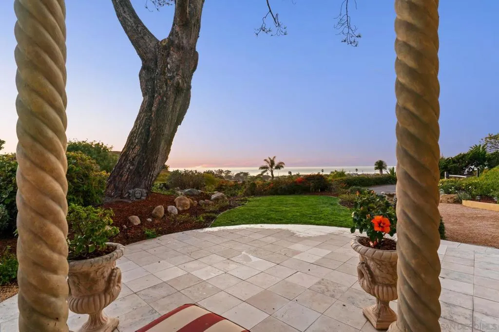 2061 Seaview Ave., Del Mar, California 92014 home-pic-42