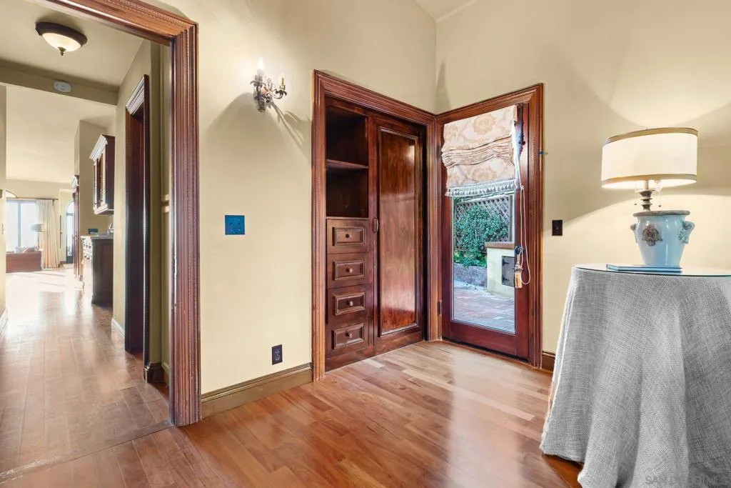 2061 Seaview Ave., Del Mar, California 92014 home-pic-36