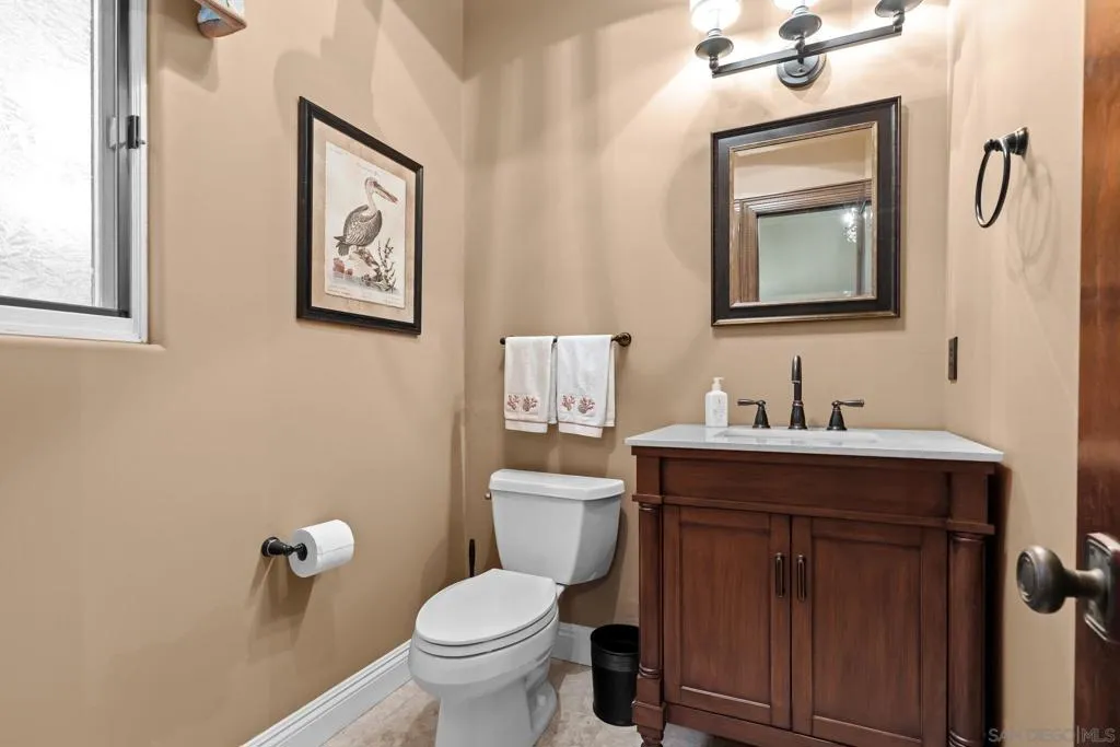 2061 Seaview Ave., Del Mar, California 92014 home-pic-39