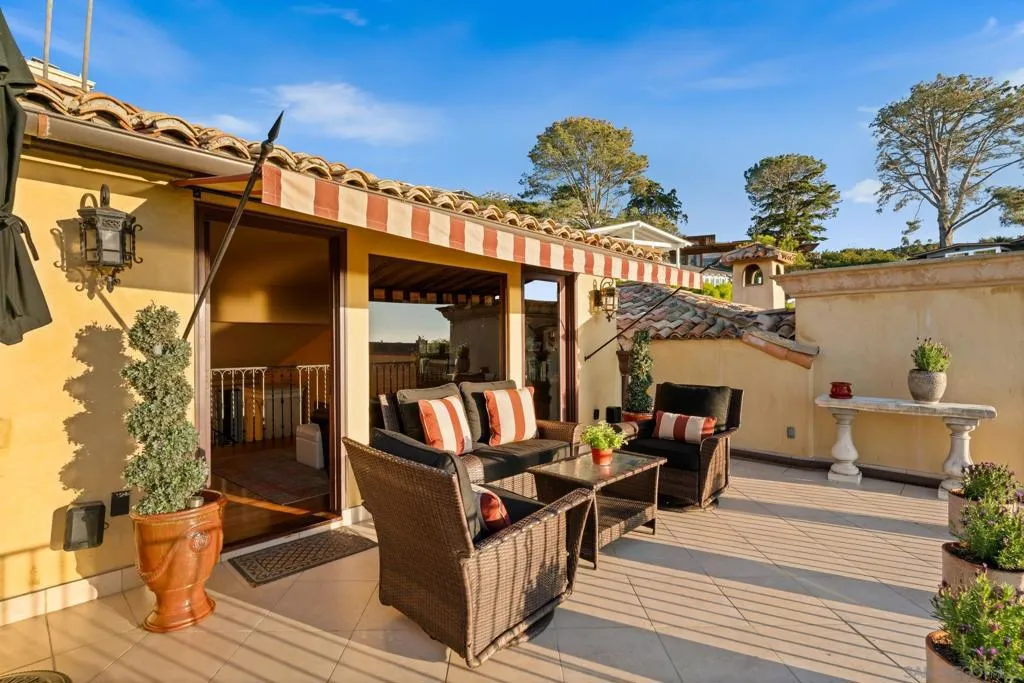 2061 Seaview Ave., Del Mar, California 92014 home-pic-29