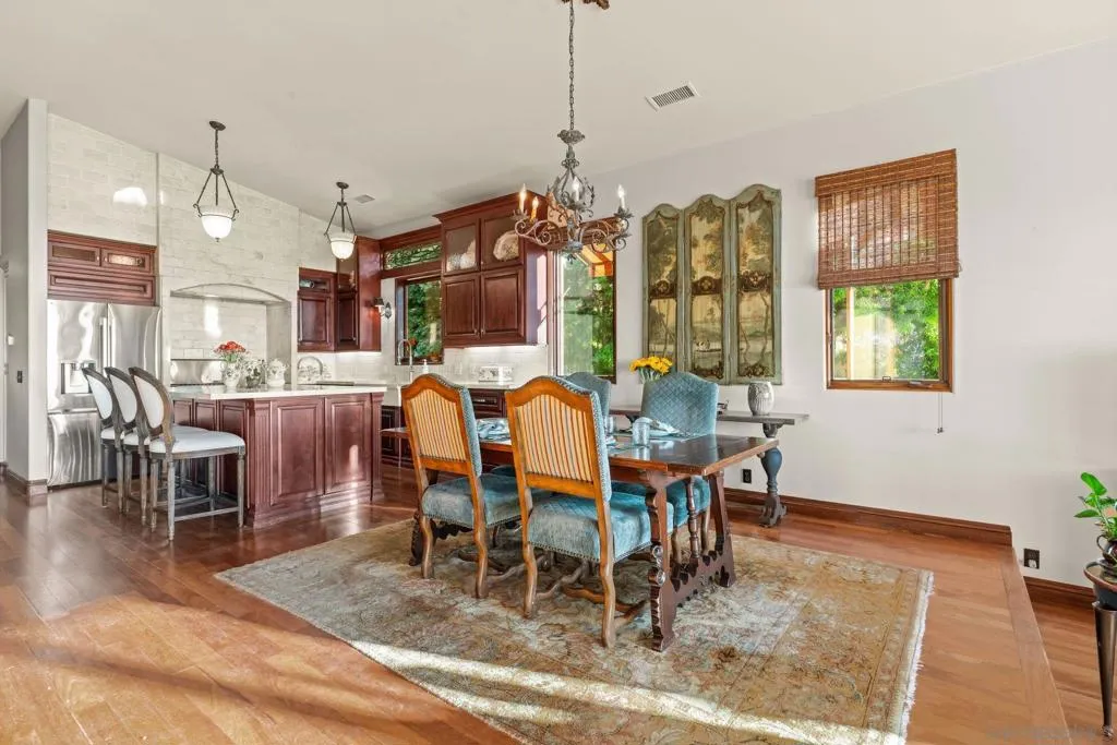 2061 Seaview Ave., Del Mar, California 92014 home-pic-16