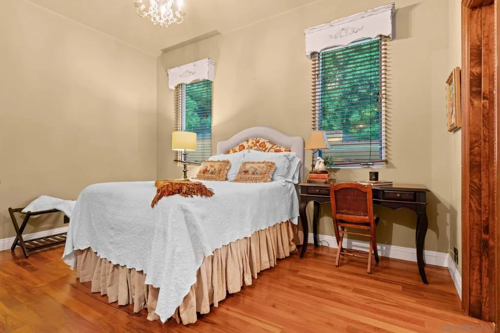 2061 Seaview Ave., Del Mar, California 92014 home-pic-37