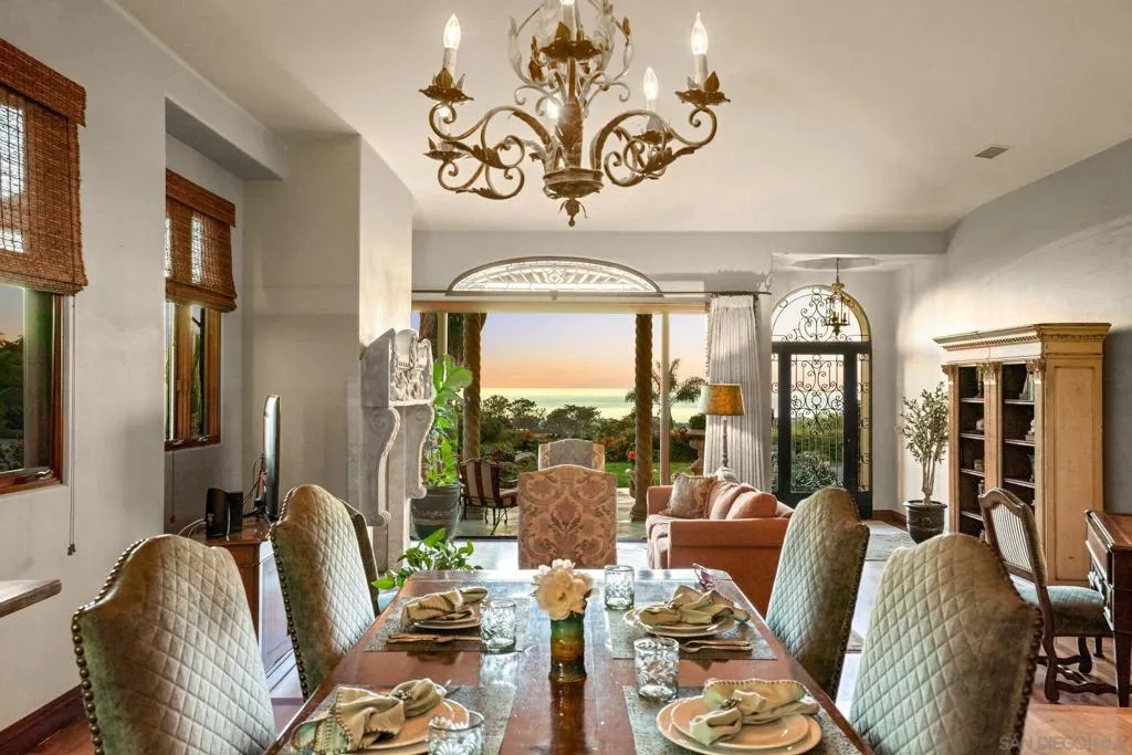 2061 Seaview Ave., Del Mar, California 92014 home-pic-10