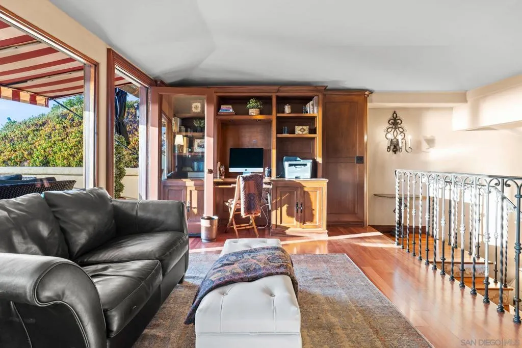 2061 Seaview Ave., Del Mar, California 92014 home-pic-30