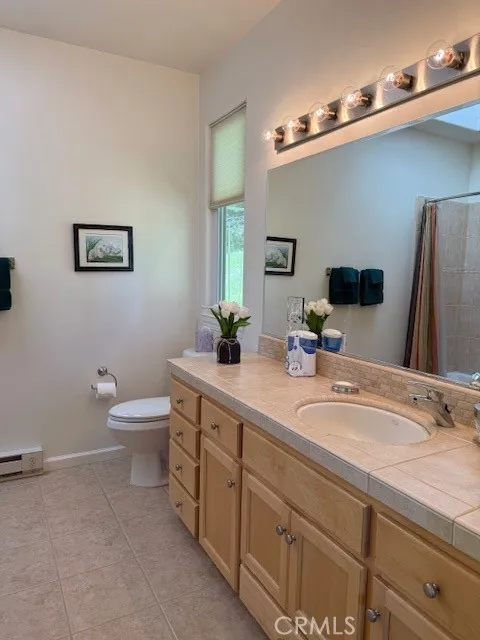 Primary bath
