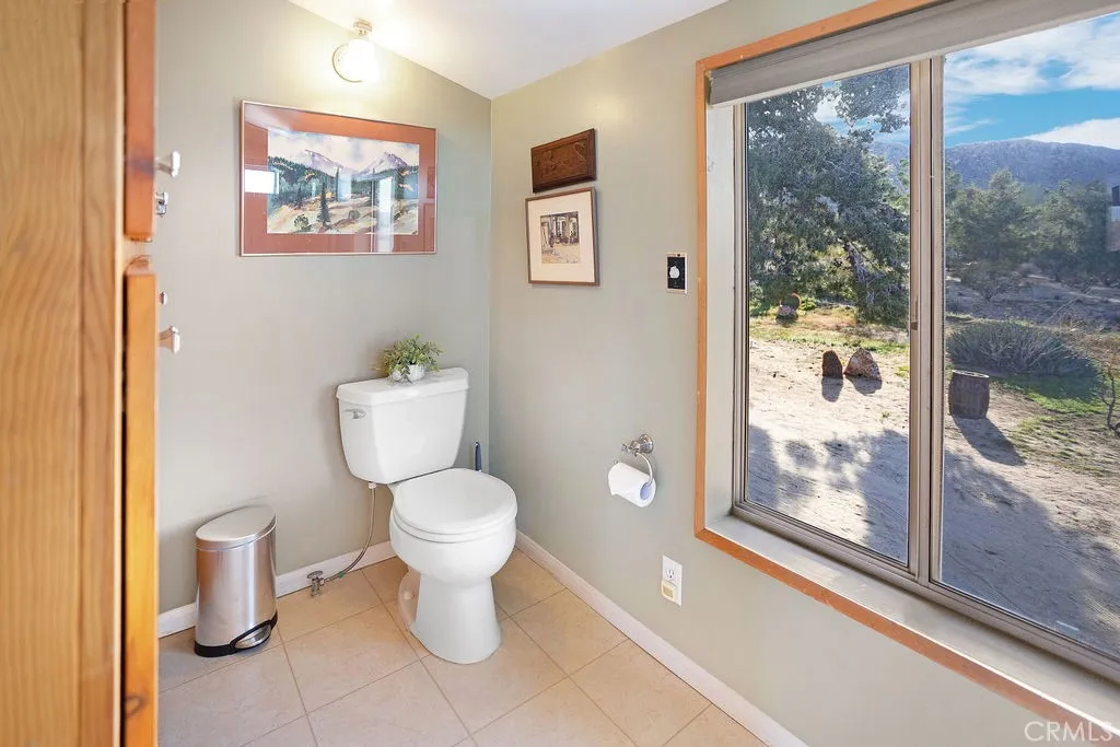 8173 Fleur Drive, Joshua Tree, California 92252 home-pic-25