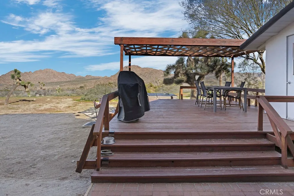 8173 Fleur Drive, Joshua Tree, California 92252 home-pic-31