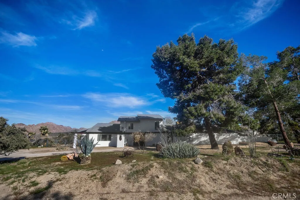 8173 Fleur Drive, Joshua Tree, California 92252 home-pic-41