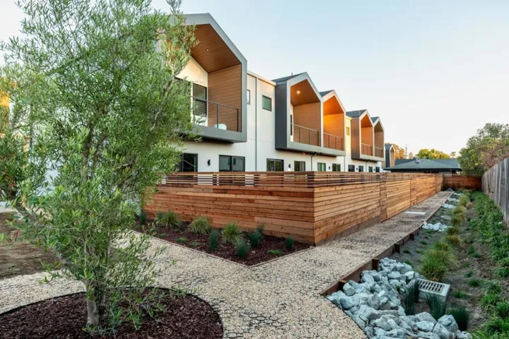 109 Darlington Lane, Soquel, California 95073