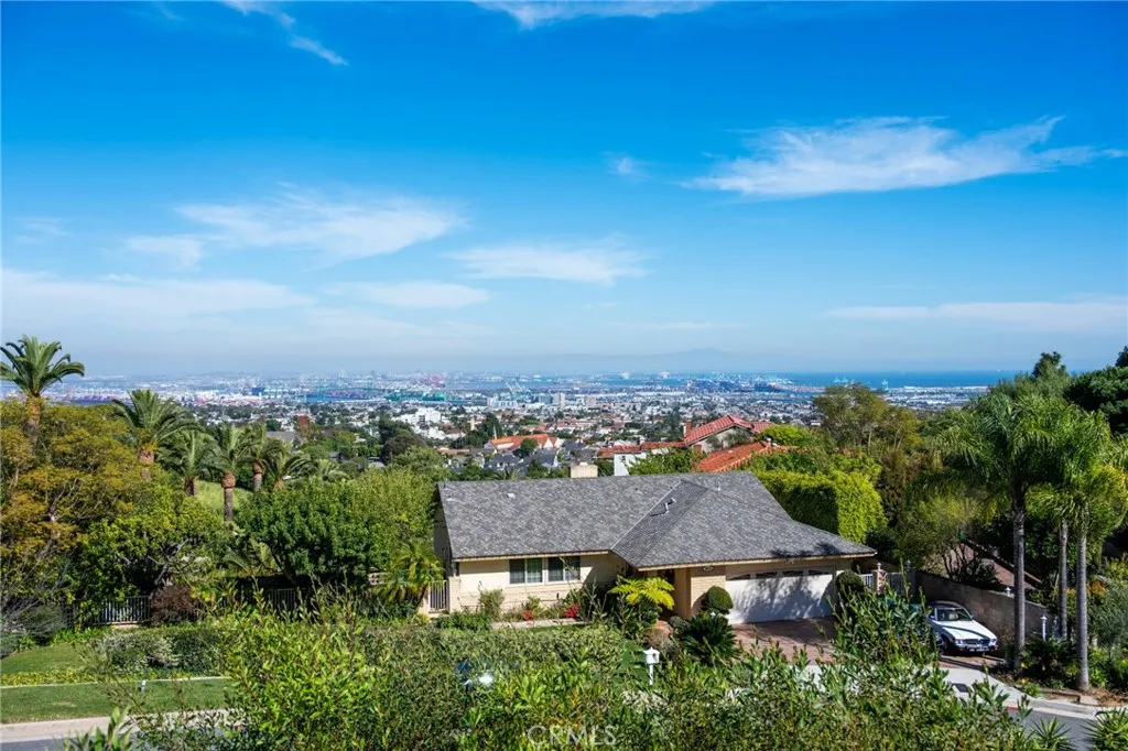 2222 Rue Le Charlene, Rancho Palos Verdes, California 90275 home-pic-37