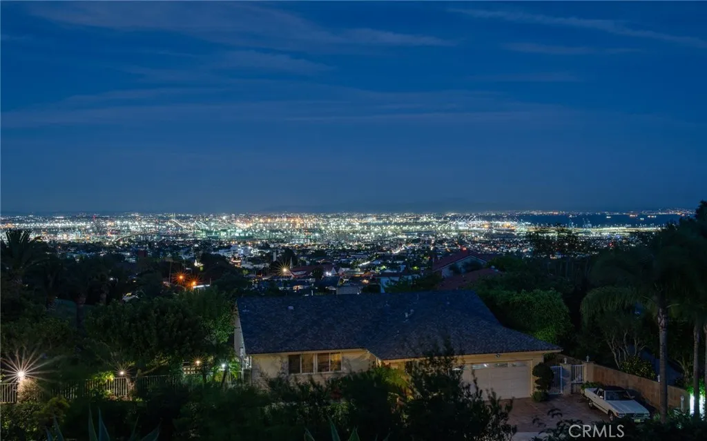 2222 Rue Le Charlene, Rancho Palos Verdes, California 90275 home-pic-4