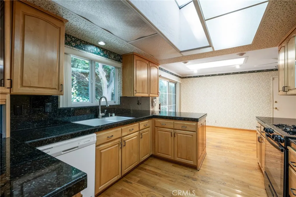 2222 Rue Le Charlene, Rancho Palos Verdes, California 90275 home-pic-13