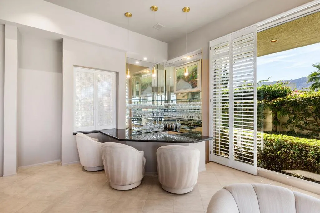 4 Kingsway Court, Rancho Mirage, California 92270 home-pic-13