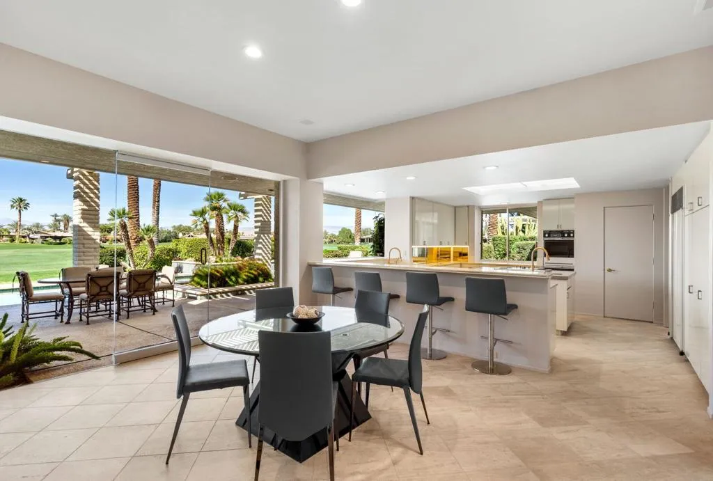 4 Kingsway Court, Rancho Mirage, California 92270 home-pic-24