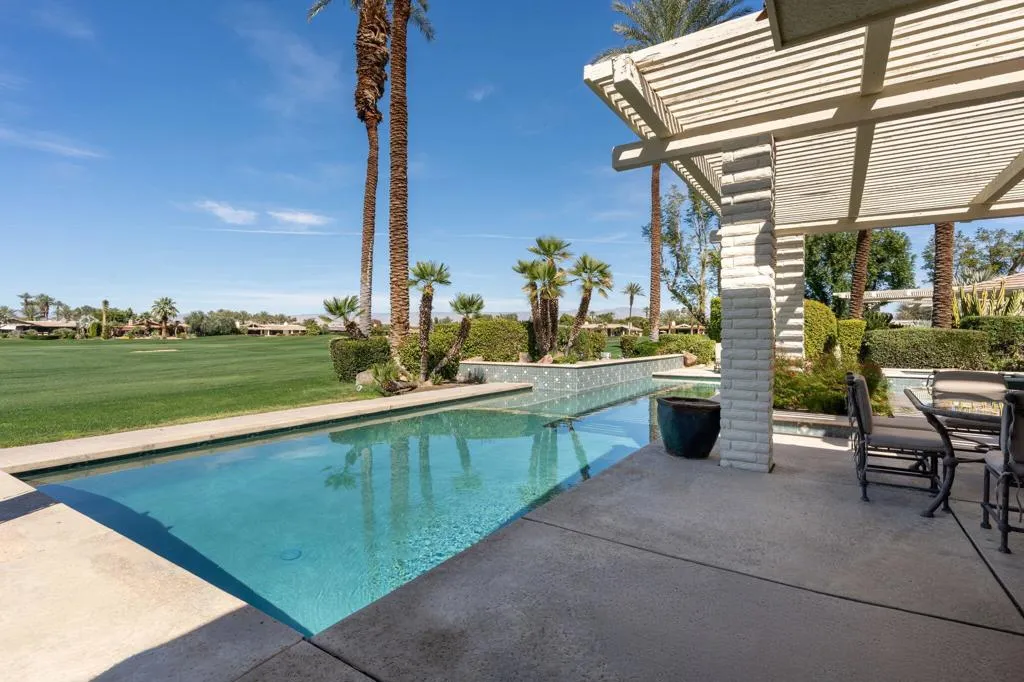 4 Kingsway Court, Rancho Mirage, California 92270 home-pic-16